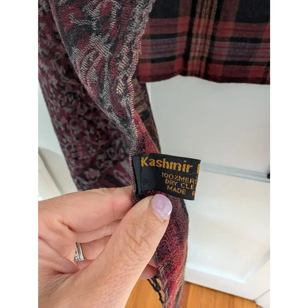Kashmir Imports 100% Merino Wool Reversible Shawl / Wrap / Scarf